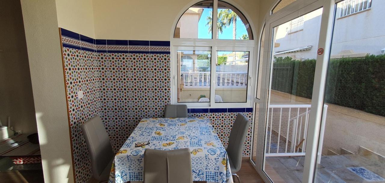 Ferienwohnung Torrevieja Exteriör bild